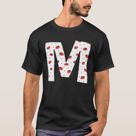 Strawberry Initial Monogram Letter M Girl T-shirt (Voorkant)