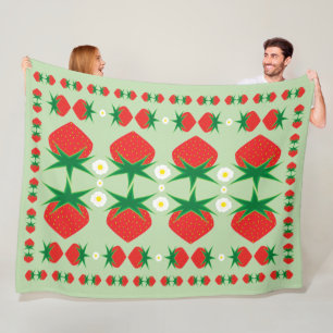 Strawberry Large Fleece Blanket Deken