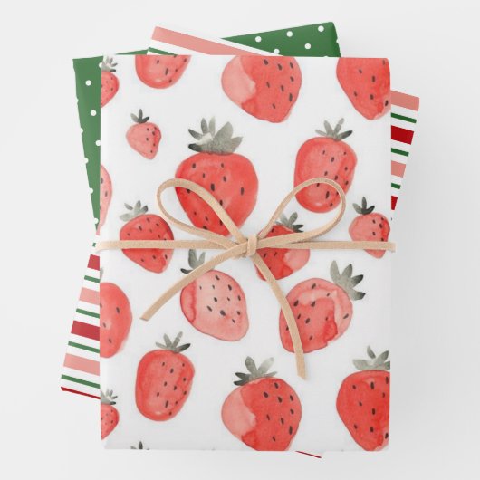 Strawberry Print/Pattern Wrapping Paper Sheets (In situ)