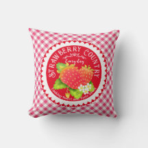 Strawberry Red Gingham Sierkussen