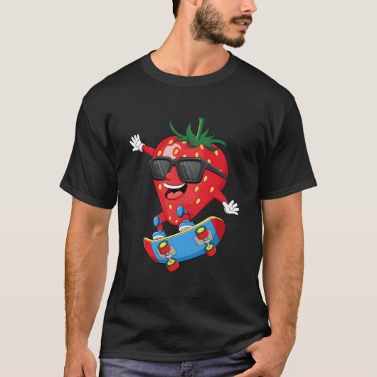 Strawberry Riding Skateboard S T-shirt (Voorkant)