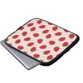 Strawberry Stripe Delight Laptop Sleeve (Voorkant onderkant)