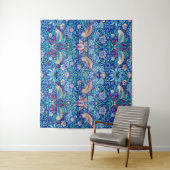 Strawberry Thief Blue, William Morris Wandkleed (In situ)
