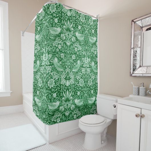 Strawberry Thief Green, William Morris Douchegordijn (In situ)