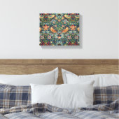 Strawberry Thief van William Morris Canvas Afdruk (Insitu (Slaapkamer))