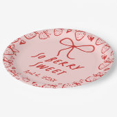 Strawberry Whimsical Coquette Bow Girls Verjaardag Papieren Bordje (Gekanteld)