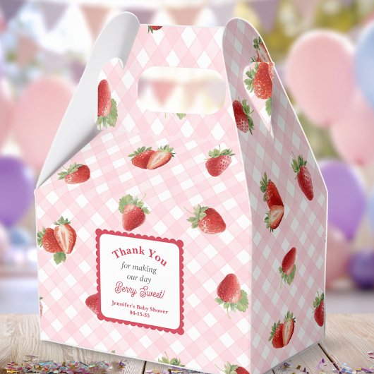 Strawberry with pink Gingham-Baby Girl Shower Bedankdoosjes