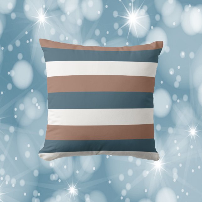 Streepjespatroon Mocha Bruin Blauwgroen Wit Kussen (A throw pillow with mocha brown, teal and white stripes)