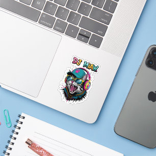 Street Cat DJ Attitude – Krachtige Streetwear Kuns Sticker