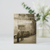 Street scene in sepia briefkaart met tekst: "Itali (Staand voorkant)