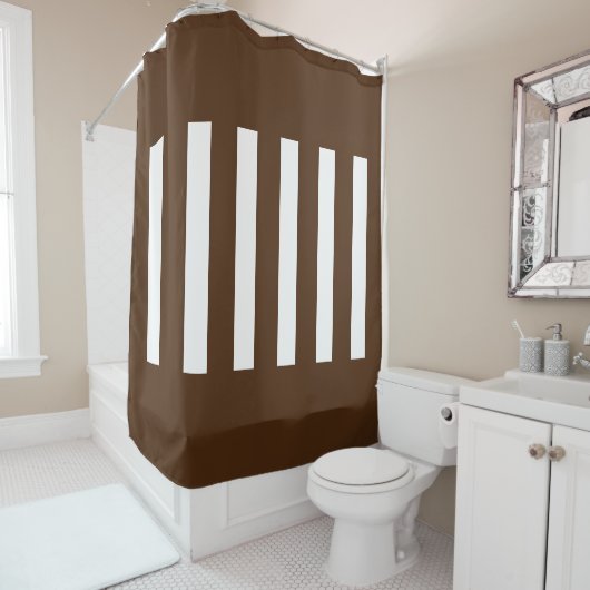 Strepen in het midden. Brown en White. Douchegordijn (In situ)