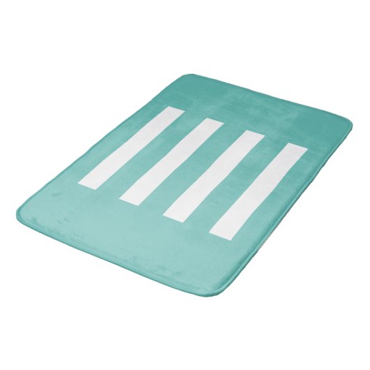 Strepen in het midden. Licht teal en wit. Badmat (Gekanteld)