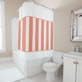 Strepen in het midden. Zalm en wit. Douchegordijn (In situ)