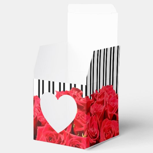 Strepen Waterverf Rozen Derby Horse 2" Hart Bedankdoosjes (Geopend)