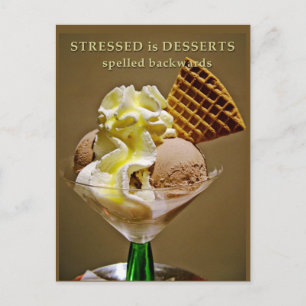 STRESSED is DESSERTS die achteruit gespeld zijn -  Briefkaart