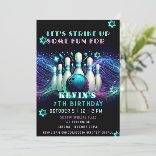 Strike Up Some Fun Neon Glow Bowling Birthday Kaart (Staand voorkant)