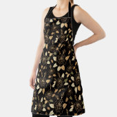 Striking rose and bud composition  schort (Insitu)