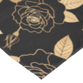 Striking rose and bud composition  tafelkleed (Gekanteld)