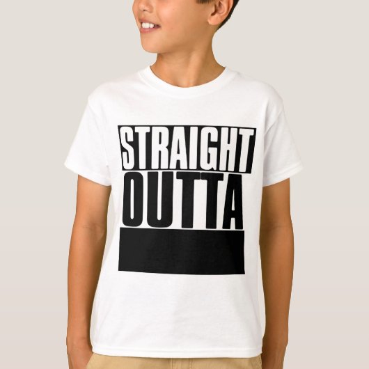 STRIKT OUTTA "JOUW TEKST" AANGEPAST T-SHIRT (Voorkant)