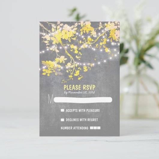 String lichten moderne rustieke bruiloft RSVP kaar Kaartje (Staand voorkant)