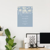 String Lights Dusty Blue Wedding Welcome Sign Poster (Thuiskantoor)