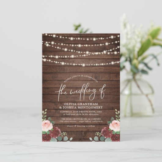 String Lights Eucalyptus & Burgundy Floral Wedding Kaart (Staand voorkant)