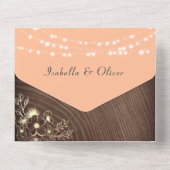 String Lights hout rustieke perzik bruiloft All In One Uitnodiging (Achterkant)