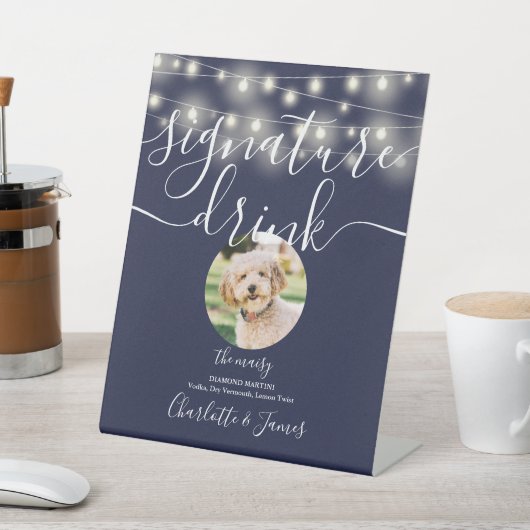 String Lights Navy Blue Pet Signature Drink Reclamebord Met Voetstuk (Insitu)
