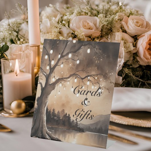 String Lights op Tree Romantic Country Wedding Reclamebord Met Voetstuk