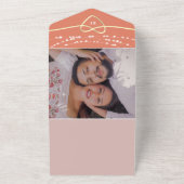 String Lights Retro Perzik Bruiloft QR Code All In One Uitnodiging (Buitenkant)