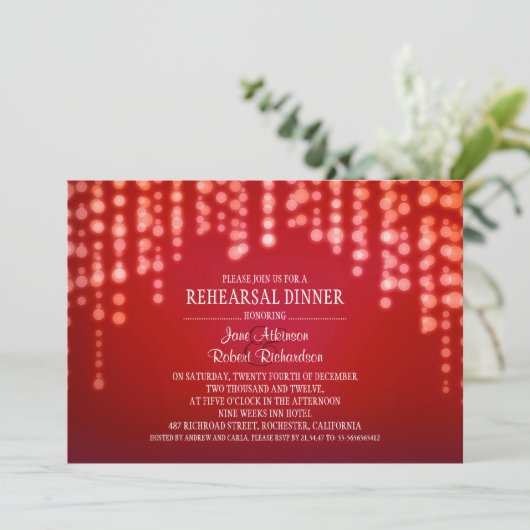 string lights rood REHEARSAL DINER uitnodiging (Staand voorkant)