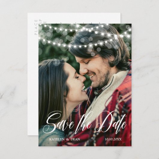String Lights Script Overlay Foto De datum opslaan Aankondigingskaart (Voorkant / Achterkant)