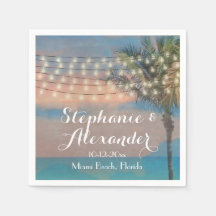  String Lights Sunset Beach Bruiloft