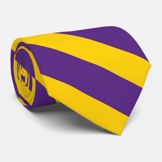 Stripe Paarse en Gold University Stropdas (Opgerold)