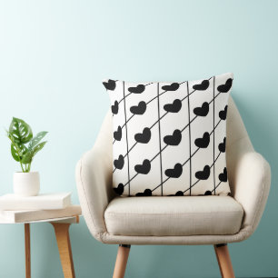 Stripe Pattern Black en White met Black Hearts Kussen