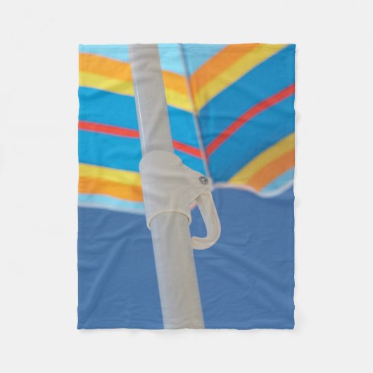 Striped Beach Umbrella Fleece Deken (Voorkant)