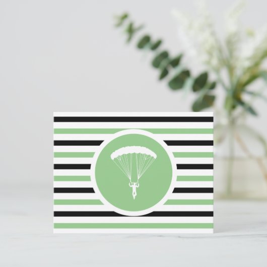 Striped Chic Skydiver Briefkaart (Staand voorkant)