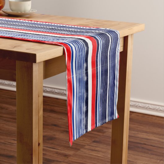 Striped pattern, blue, Red and white Coffee Mug Medium Tafelloper (Voorbeeld)