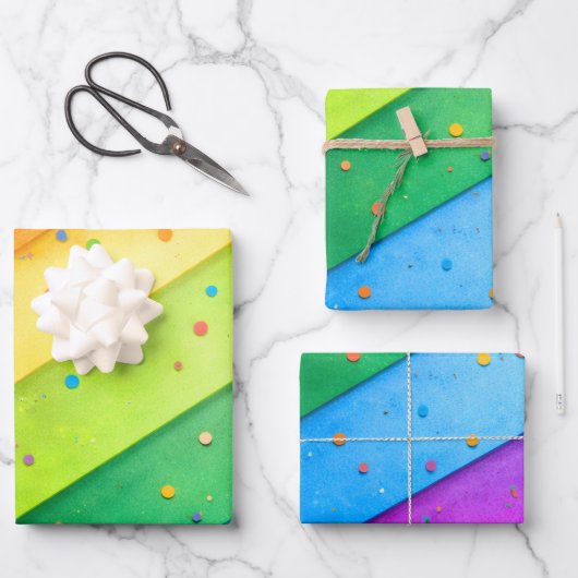 Striped Rainbow with confetti Inpakpapier Vel (Voorkant)