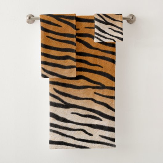 Striped Tiger Fur Realistic Exotic Animal Print Bad Handdoek (Insitu)