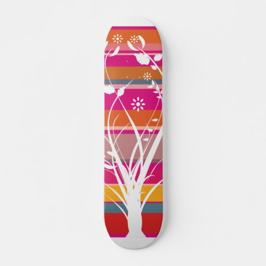 Striped Whimsy Skateboard (Voorkant)