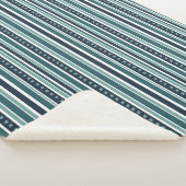 Stripes en kruisingen in blauw en groen sherpa deken (3/4)