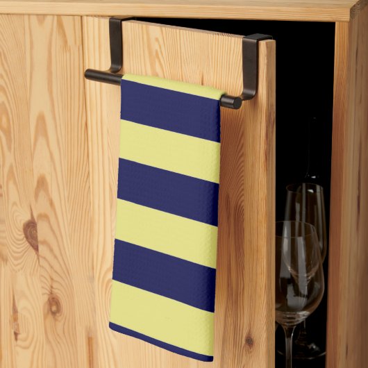 Stripes in Navy Blue and Yellow Theedoek (Derde Gevouwen)