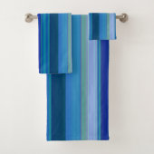Stripes in Shades of Blue Bad Handdoek (Insitu)
