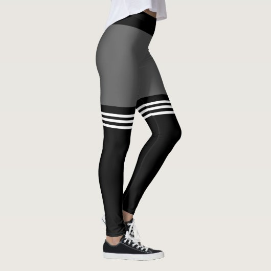 Stripes met hoge sockets, zwart leggings (Rechts)