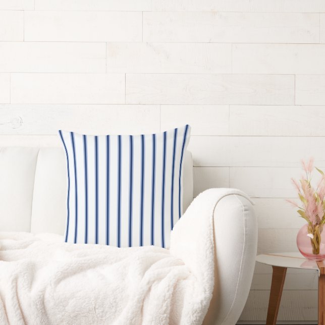 Stripes Modern Indigo Minimalist Elegance Kussen (Bank)