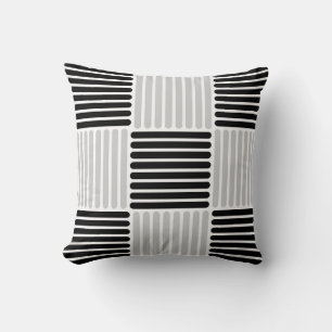 Stripes Pattern Pillow in Silver en Black kleuren Kussen