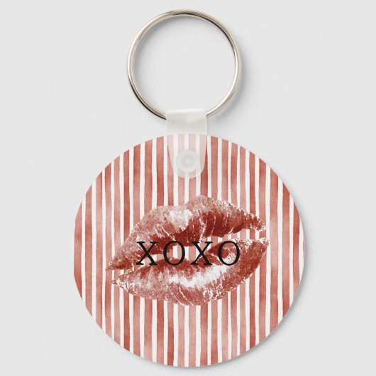 Stripes Red Lips Kiss XOXO Sleutelhanger (Voorkant)