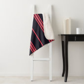 Strippatroon met blauw, wit en rode verti sherpa deken (In situ)