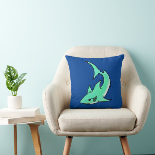 striptekenfilm lachende haai mint blauw groene oce kussen